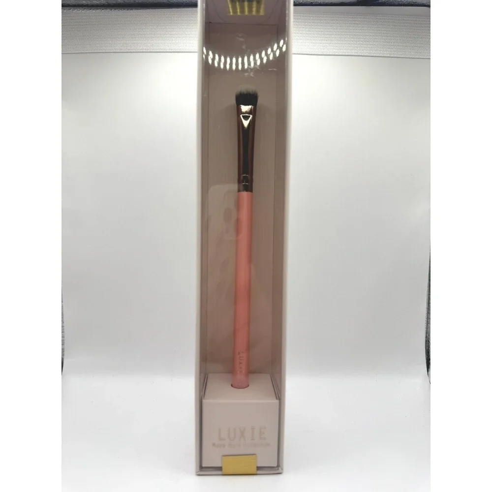 Luxie 213 Eye Shading Brush Rose Gold Collection NIB